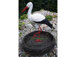 Аист в гнезде (Аист - 80см) полистоун Аист - является символом новой жизни. Согласно русским народным поверьям, аист - птица, приносящая счастье в Ваш дом. Также аист покровительствует рождению детей.