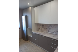 Кухня светло-серая 2