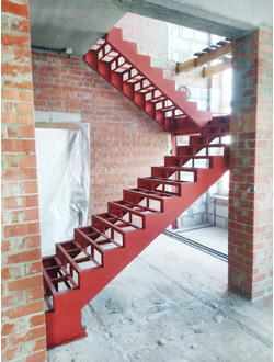 мк №4. металлический каркас лестницы (лазерная резка под зашивку).