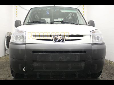Защита радиатора Peugeot Partner I (рестайлинг) 2002-2012 black низ