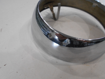 Ободок фары Ява 555