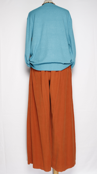 Брюки вельветовые"Палаццо защипы пояс" апельсин до 54