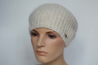 Белый женский берет зимний Vizio Италия 8070 B фото