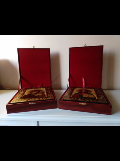 Венчальная пара. Образ Спасителя. Образ Пресвятой Божией Матери “Казанская”. Рукописные иконы 22х28см.