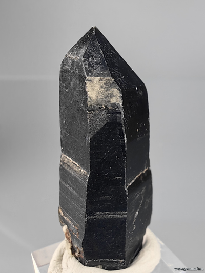 Морион (разн. кварца). Казахстан. 37" 15*11мм