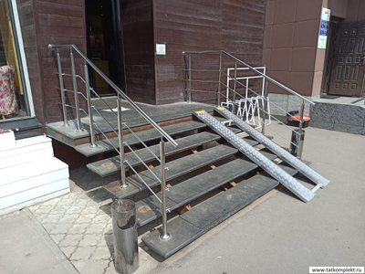 Ограждение крыльца из нержавеющей стали