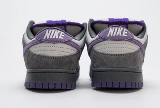 Nike SB Dunk Low Pro Purple Pigeon (Экозамша) сзади
