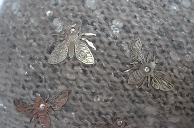 Украшения с бабочками на шапке Италии Визио