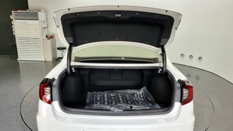 Автомобиль Hyundai SONATA 1.6 Turbo Premium Family 2020 год