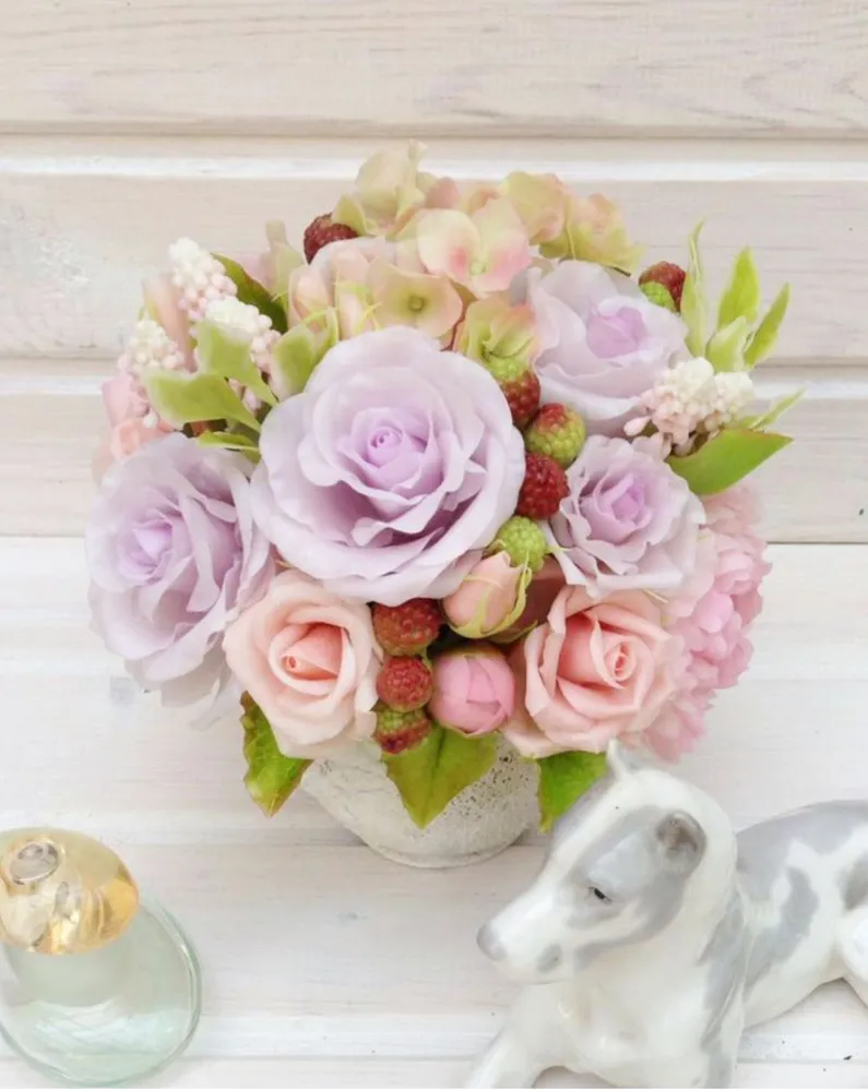 Работа Марии (wool_and_flowers). Использованы молды "Мускари", "Малина-ежевика"