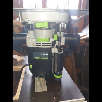 Пластина под Festool OF 2200 EB для установки фрезера в стол 350*250 ММ. с гравировкой линеек