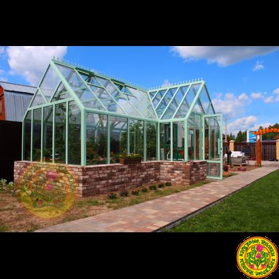 Базовая комплектация теплицы в английском стиле с холлом из стекла и алюминия НОТТИНГЕМ 9000 х 3000 мм с холлом 3000 х 1500 мм