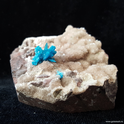 Пентагонит на стильбите. Насик. Индия. 57*46*33мм.