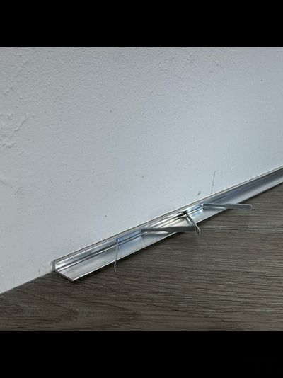 Щелевой плинтус PRO DESIGN MINI 7067  Не анодированный