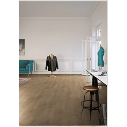 Ламинат Wineo Дуб Солнечный LA145N в интерьере