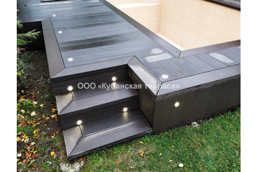 Терраса из ДПК вокруг бассейна