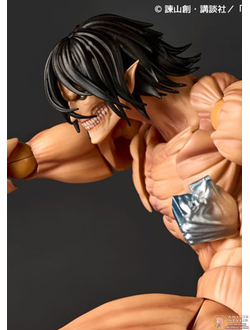 Фигурка Атакующий Титан (Attack Titan Amazing Yamaguchi)
