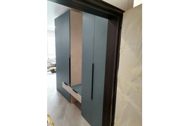 Шкаф в прихожую