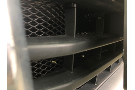 Установка сетки в решетку радиатора