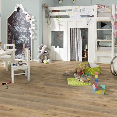 Виниловый пол Wineo 400 Wood XL Дуб радостный мягкий RLC126WXL 31 класс толщина 5.5 мм замковый с фаской и подложкой 2.05 м2