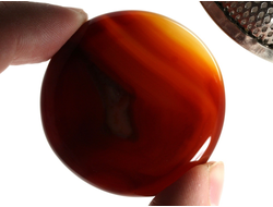 Сердолик, полировка плоская, Ботсвана (43*42*9 мм, 33 г) №35568