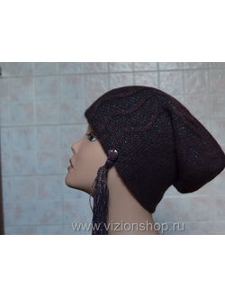 shapka-s-kistochkoy-zhenskaya-vyazanaya-italiya-kupit