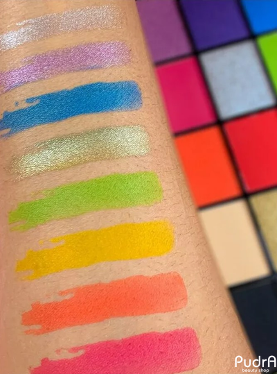 Makeup Revolution Палетка теней Re-Loaded Palette Euphoria