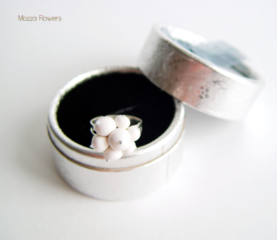 Кольцо "Снежноягодник".