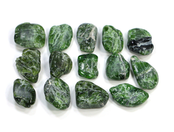 Хромдиопсид в ассортименте, галтовка, Россия, Якутия (13-17 мм, 1,3-2,3 г) №22707