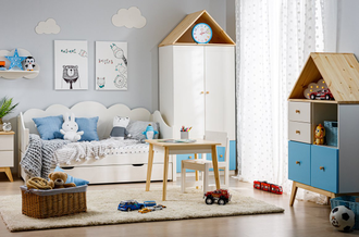 Стол детский ТК №1 из массива сосны 60 х 60 х 58 см