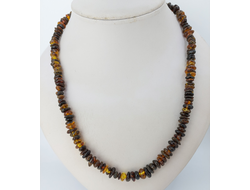 Бусы простые из темно-зеленого янтаря