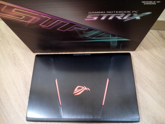 ASUS ROG STRIX GL553VE-FY039T (15.6 FHD IPS I7-7700HQ GTX1050ti 16ГБ 1TБ + 128SSD)