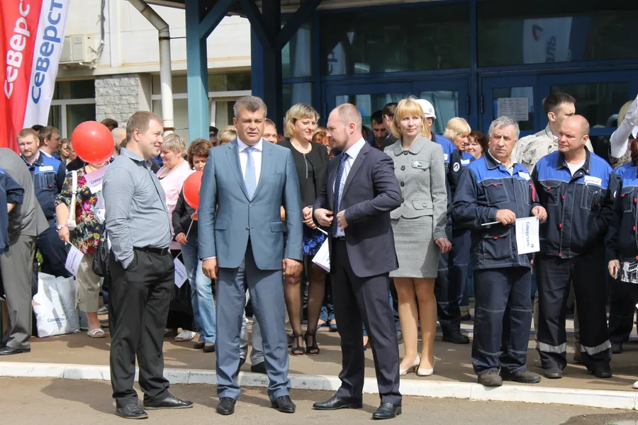 Руководство завода