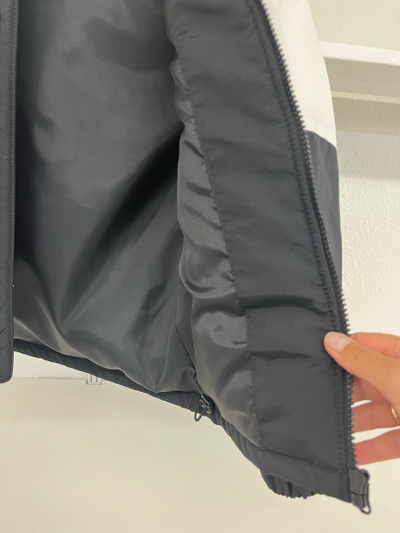 Куртка на синтепоне с вышивкой символики