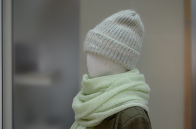 Итальянский палантин и шапка Vizio Collezione