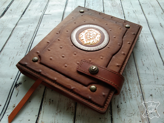 кожаный ежедневник, подарок руководителю, ежедневник с тиснением, ежедневник на заказ, что подарить