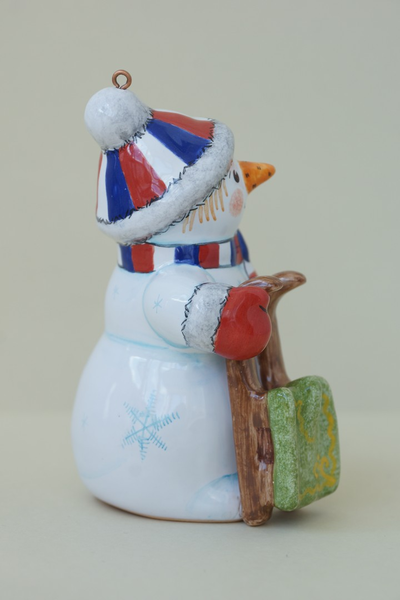 Снеговик с санками