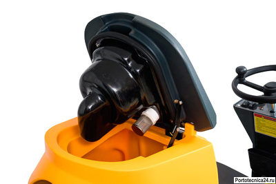 Машина поломоечная VMD F80 BT58 АКБ 100Ач GEL*2 и зар. устройство в комплекте