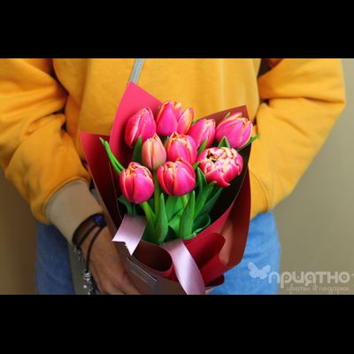 Букет цветов на 8 марта № 710