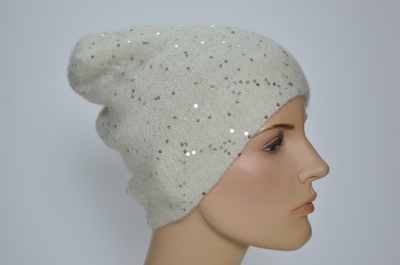 Итальянский головной убор шапка белая с пайетками