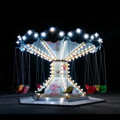 Цепочная карусель «ВЕТЕРОК-4»  с иллюминацией