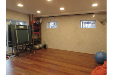 Кинотеатр совмещен со спортзалом