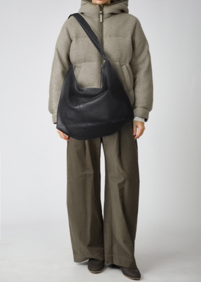 (АРТИКУЛ: 9901/0/8) СУМКА МЕШОК ЖЕНСКАЯ, БОЛЬШАЯ, НАТУРАЛЬНАЯ КОЖА, ЧЕРНАЯ, ШИРОКИЙ РЕМЕНЬ ЧЕРЕЗ ПЛЕЧО