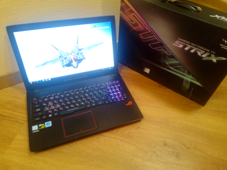 ASUS ROG STRIX GL553VD-FY182T (15.6 FHD IPS I7-7700HQ GTX1050(4ГБ) 8ГБ 1TБ + 128SSD)