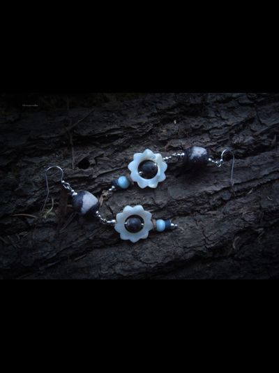 Благотворительность. Бохо-серьги с перламутром "Предзимний лес" (2 вида)