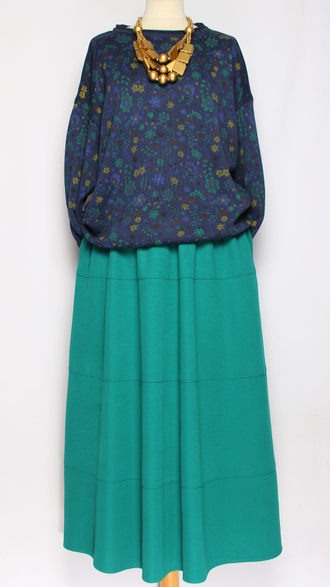 Джемпер  "МЕЛКИЕ ЦВЕТОЧКИ" синий до р.52