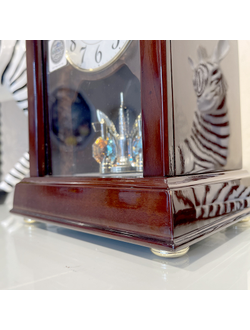 Настольные часы Rhythm CRH249NR06