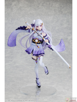 Фигурка 1/7 Эмилия (Emilia Combat Outfit Ver.)
