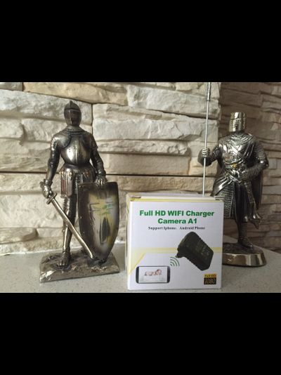 WiFi видеоняня (в виде блока питания) с DVR Full HD (Pro iCam)