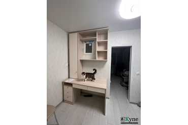 023 Рабочий уголок